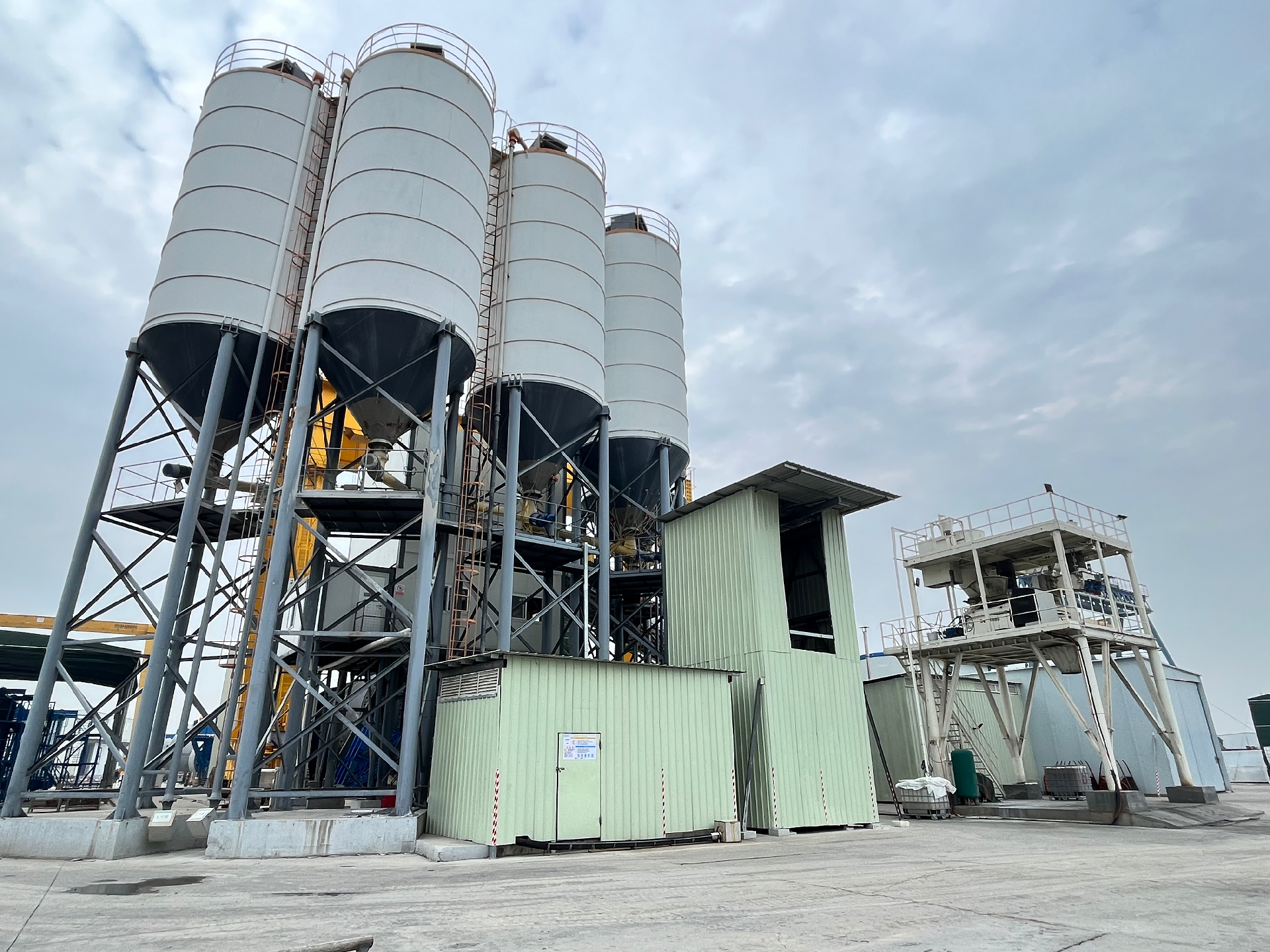 青岛迪泰自动化：定制化UHPC搅拌解决方案，领航超高性能混凝土技术革新