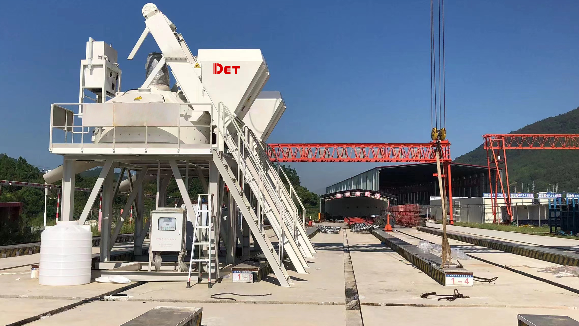 青岛迪泰自动化设备有限公司：高效 UHPC 搅拌机与危废固化系统专家